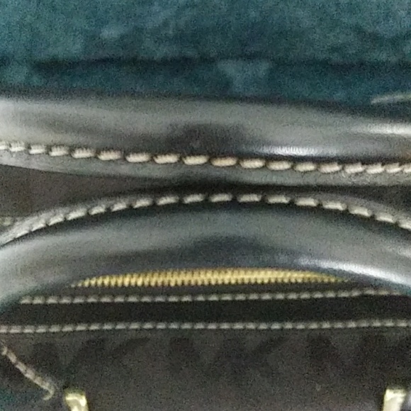 Michael Kors Signature Black Satchel Purse - Picture 2 of 6